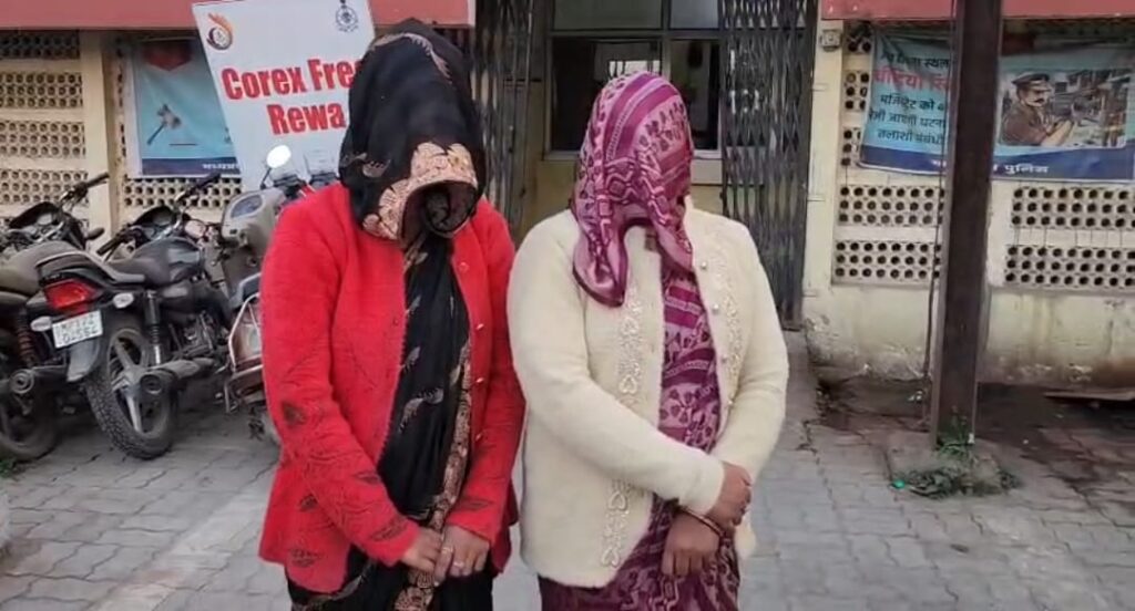 AJAB-GAJAB: पत्नी का पति ने अश्लील वीडियो बनाकर किया वायरल…